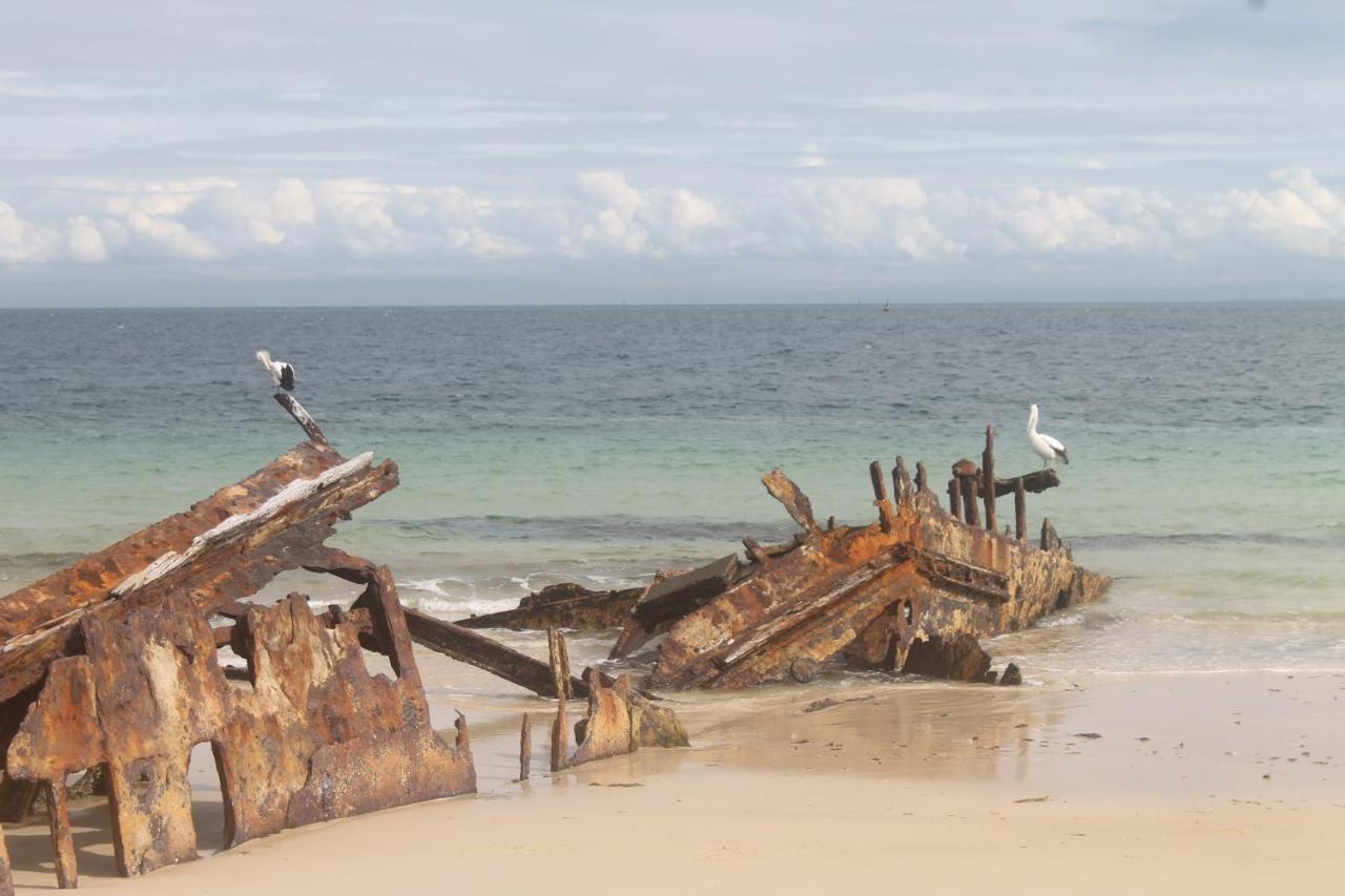 Moreton Island Villas And Apartments ทังกาลูมา ภายนอก รูปภาพ