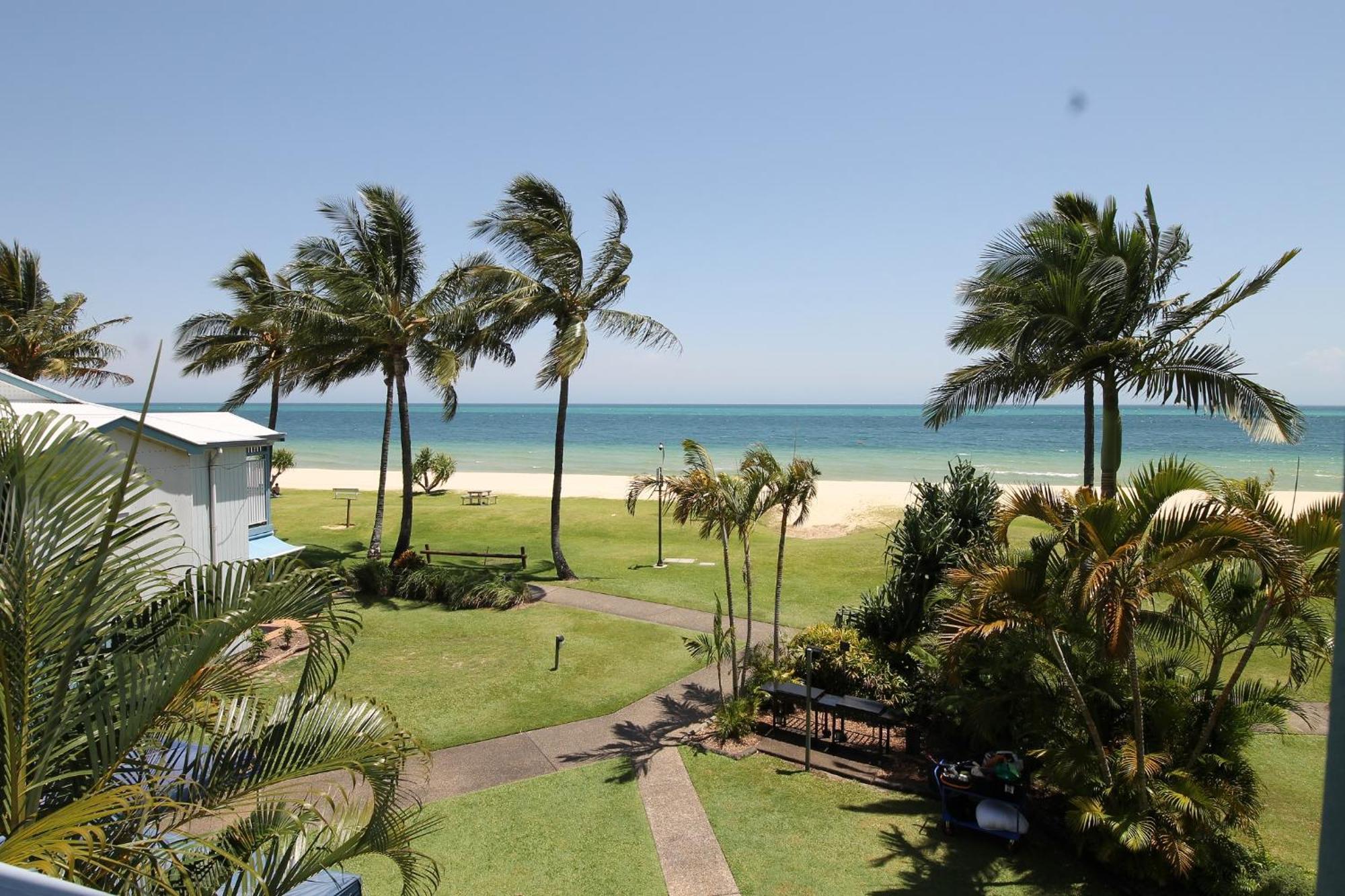 Moreton Island Villas And Apartments ทังกาลูมา ภายนอก รูปภาพ
